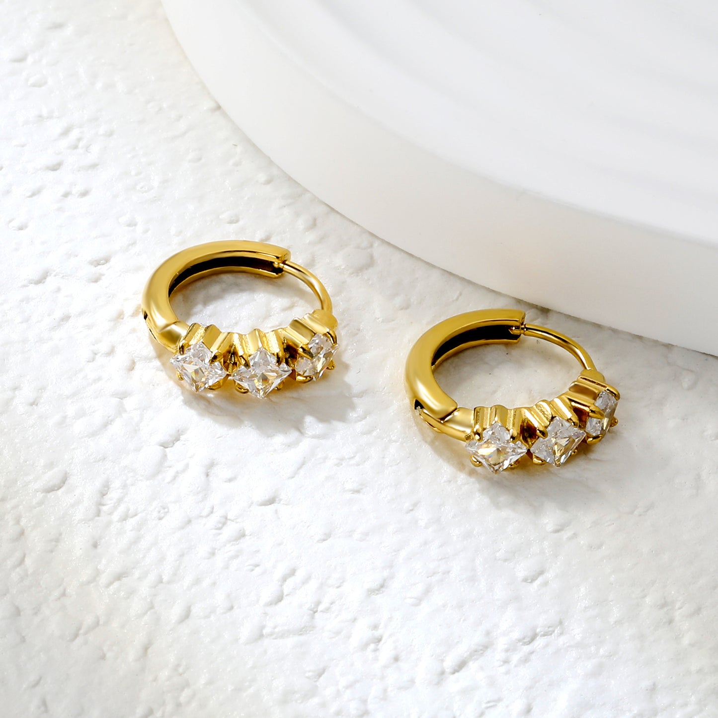 Cercei Crystal Hoop