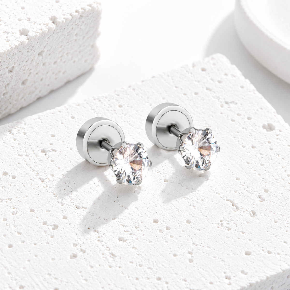 Cercei Crystal Dot